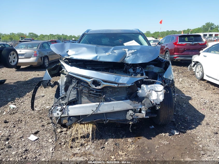 2023 Toyota Highlander VIN 5TDKDRBH2PS047171 IAAI salvage auction — FRONT END, Salvage Title, sold $8,200 on 2026-07-29 (photo 6)