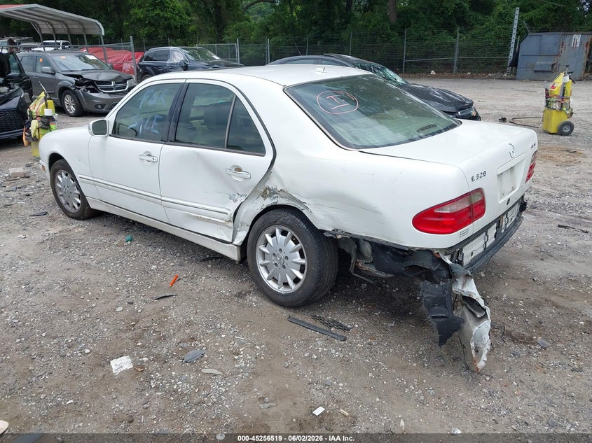 2002 Mercedes-benz E-class VIN WDBJF82J02X069643 IAAI salvage auction — LEFT SIDE, Salvage (Georgia), sold $450 on 2026-07-10 (photo 3)