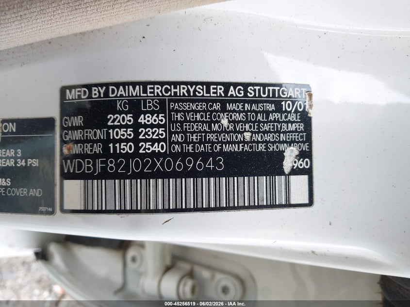 2002 Mercedes-benz E-class VIN WDBJF82J02X069643 IAAI salvage auction — LEFT SIDE, Salvage (Georgia), sold $450 on 2026-07-10 (photo 9)
