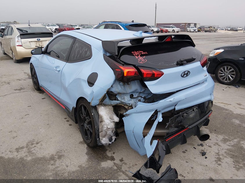 2019 Hyundai Veloster VIN KMHT36AH7KU001536 IAAI salvage auction — REAR END, Salvage Title, sold $25 on 2026-07-30 (photo 3)