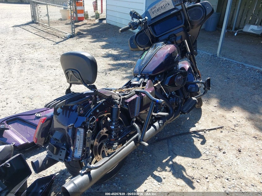 2025 Harley-davidson Street glide VIN 1HD1KB719SB604984 IAAI salvage auction — ALL OVER, Salvage Title, sold $7,700 on 2026-07-06 (photo 4)