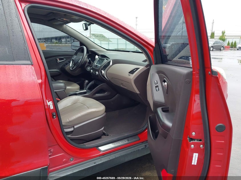 2011 Hyundai Tucson VIN KM8JUCAC7BU203963 IAAI salvage auction — LEFT REAR, Salvage (Oregon), sold $1,200 on 2026-07-07 (photo 5)