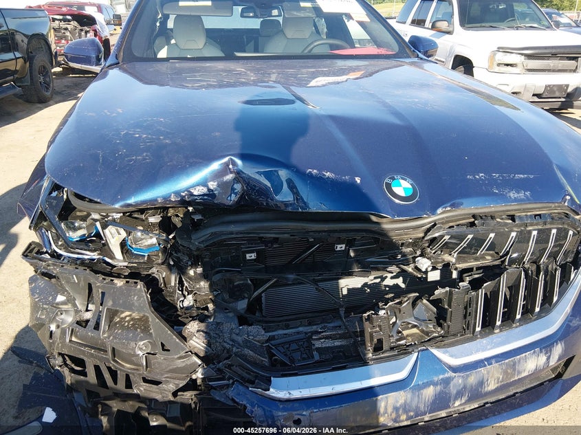 2026 BMW 5er VIN WBA53FJ01TCX63854 IAAI salvage auction — FRONT END, Salvage (West Virginia), sold $25,500 on 2026-08-20 (photo 6)