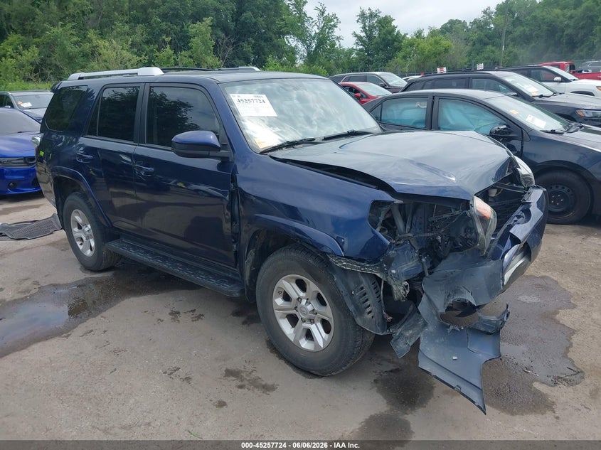 2018 Toyota 4runner VIN JTEBU5JRXJ5602945 IAAI salvage auction — FRONT END, Salvage Title, sold $7,125 on 2026-07-29 (photo 1)