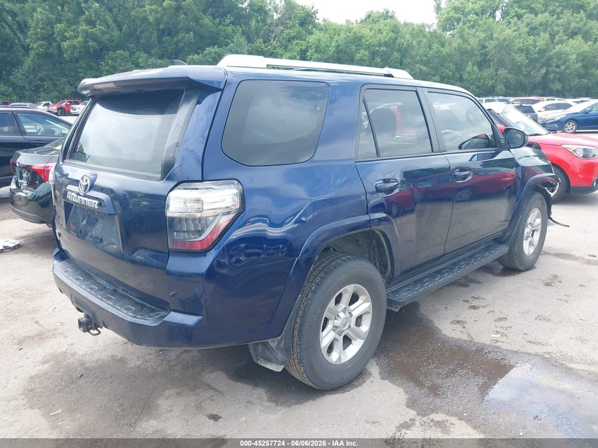 2018 Toyota 4runner VIN JTEBU5JRXJ5602945 IAAI salvage auction — FRONT END, Salvage Title, sold $7,125 on 2026-07-29 (photo 4)