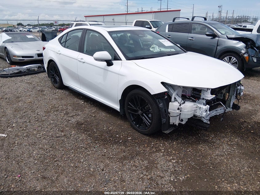2025 Toyota Camry VIN 4T1DAACK5SU118957 — IAAI salvage auction photo