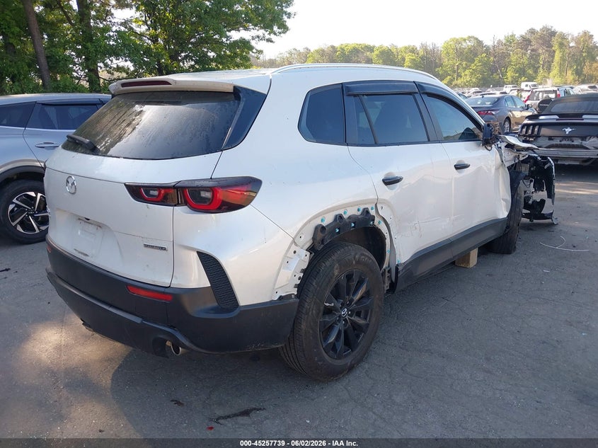 2024 Mazda Cx-50 VIN 7MMVABBM1RN184556 IAAI salvage auction — RIGHT SIDE, Salvage Title, sold $6,100 on 2026-08-28 (photo 4)