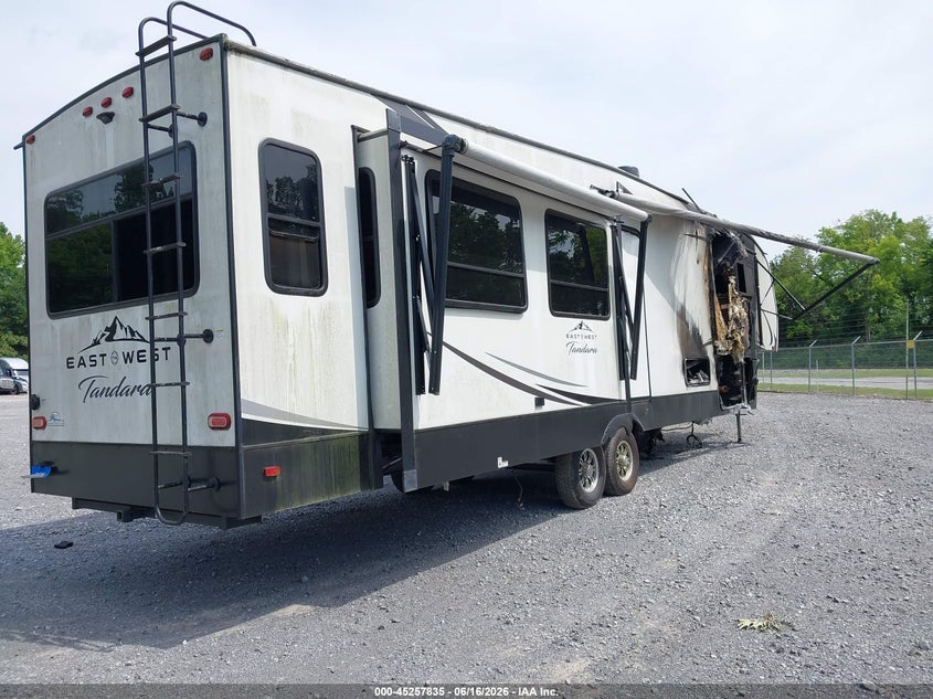 2022 Other Other VIN 5ZT3TD4B9N9011362 IAAI salvage auction — Burn Interior, Salvage (Tennessee), sold $25 on 2026-08-10 (photo 4)