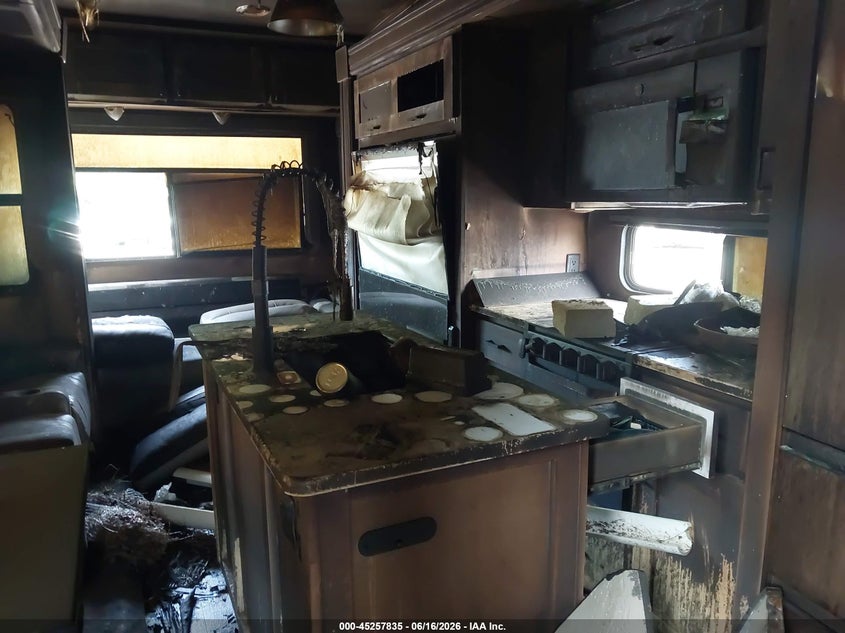 2022 Other Other VIN 5ZT3TD4B9N9011362 IAAI salvage auction — Burn Interior, Salvage (Tennessee), sold $25 on 2026-08-10 (photo 5)