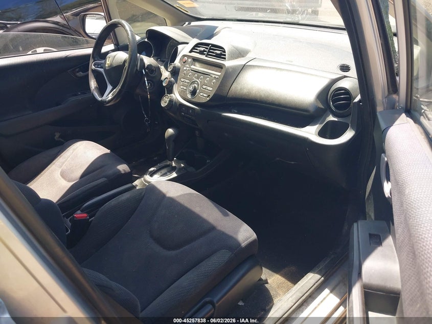 2013 Honda Fit VIN JHMGE8H5XDC029815 IAAI salvage auction — REAR END, Salvage Title, sold $700 on 2026-07-07 (photo 5)