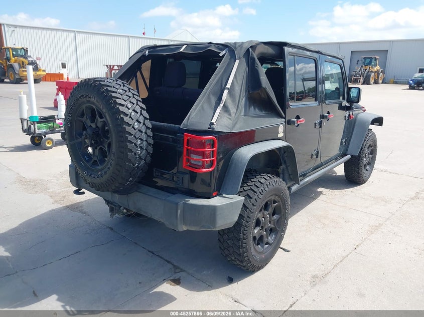 2013 Jeep Wrangler / VIN 1C4BJWDG7DL660881 IAAI salvage auction — RIGHT FRONT, Original (Texas), sold $6,450 on 2026-08-29 (photo 4)