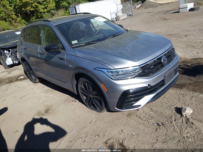 2022 Volkswagen Tiguan VIN 3VV8B7AX0NM011832 — IAAI salvage auction photo