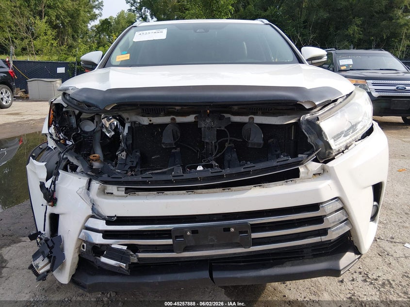 2018 Toyota Highlander VIN 5TDDZRFH6JS495232 IAAI salvage auction — FRONT END, Salvage Title, sold $10,300 on 2026-07-15 (photo 6)