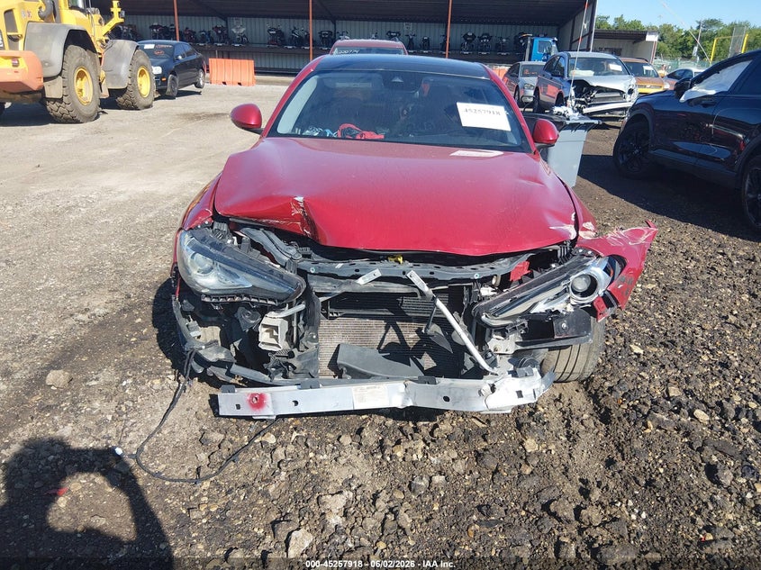2018 Alfa romeo Giulia VIN ZARFAECN6J7572894 IAAI salvage auction — FRONT END, Salvage Title, sold $2,500 on 2026-09-30 (photo 6)