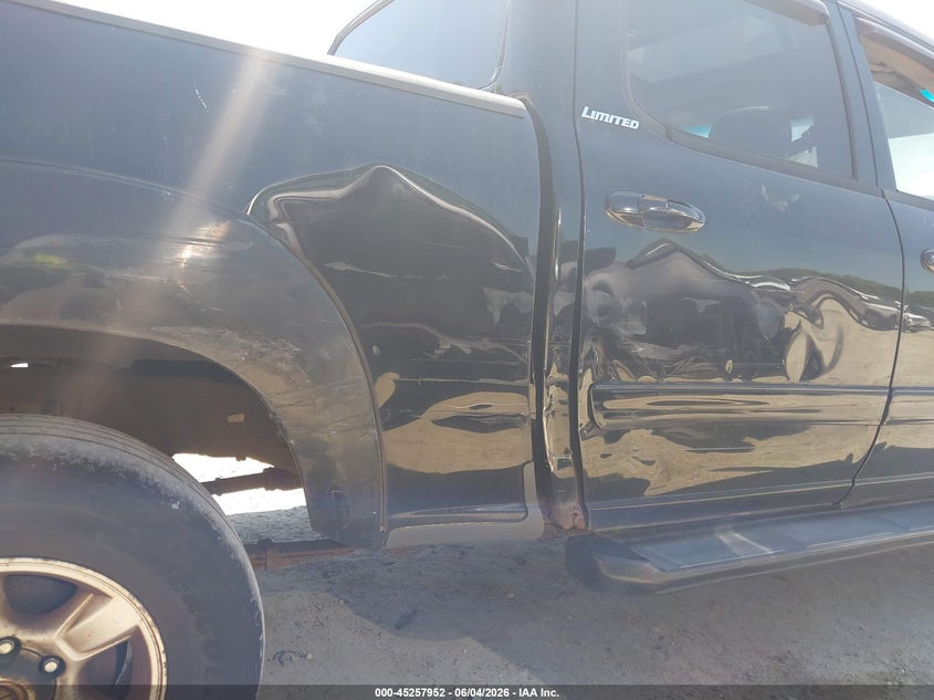 2006 Toyota Tundra VIN 5TBDT48126S546813 IAAI salvage auction — RIGHT SIDE, Salvage (Massachusetts), sold $875 on 2026-07-28 (photo 6)