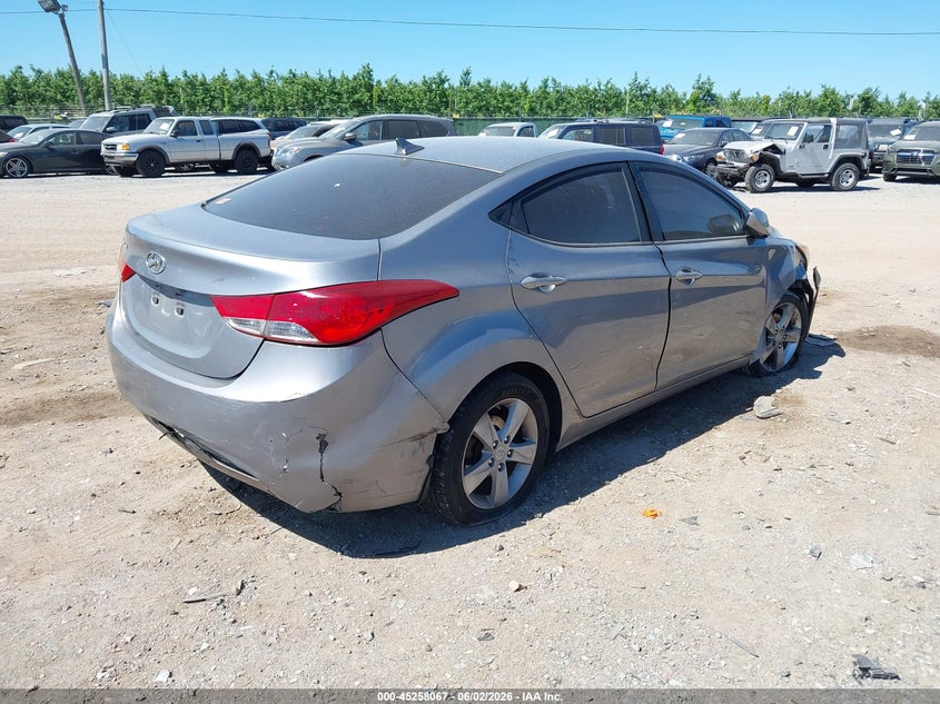 2013 Hyundai Elantra VIN KMHDH4AE2DU659459 IAAI salvage auction — RIGHT FRONT, Salvage Title, sold $500 on 2026-07-29 (photo 4)