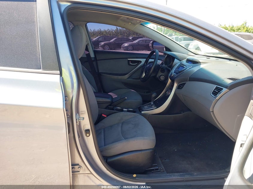 2013 Hyundai Elantra VIN KMHDH4AE2DU659459 IAAI salvage auction — RIGHT FRONT, Salvage Title, sold $500 on 2026-07-29 (photo 5)