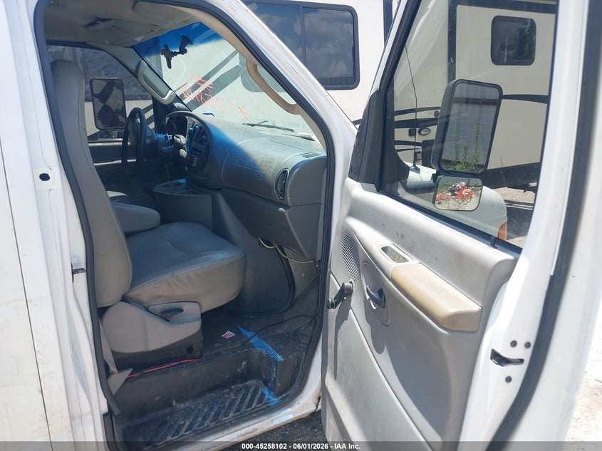 2007 Ford E-450 VIN 1FDXE45S47DB17497 IAAI salvage auction — RIGHT REAR, Original (Texas), sold $250 on 2026-07-20 (photo 5)
