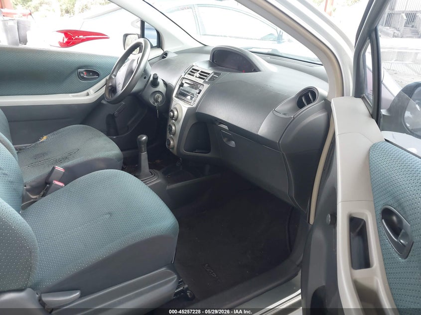 2008 Toyota Yaris VIN JTDJT923X85178021 IAAI salvage auction — NORMAL WEAR, Clear (Florida), sold $550 on 2026-07-21 (photo 5)