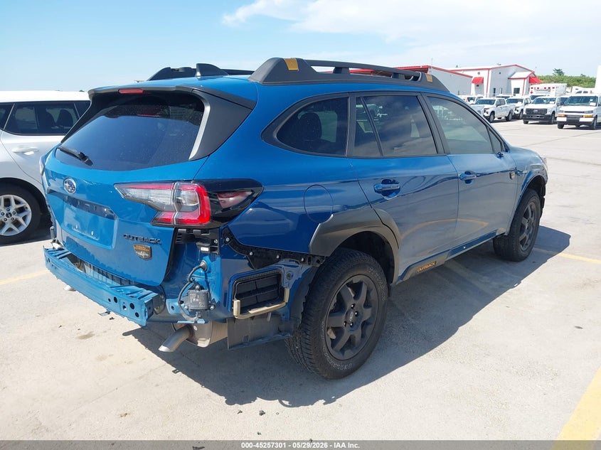 2024 Subaru Outback VIN 4S4BTGUD7R3207322 IAAI salvage auction — FRONT & REAR, Original (Texas), sold $11,000 on 2026-08-20 (photo 4)