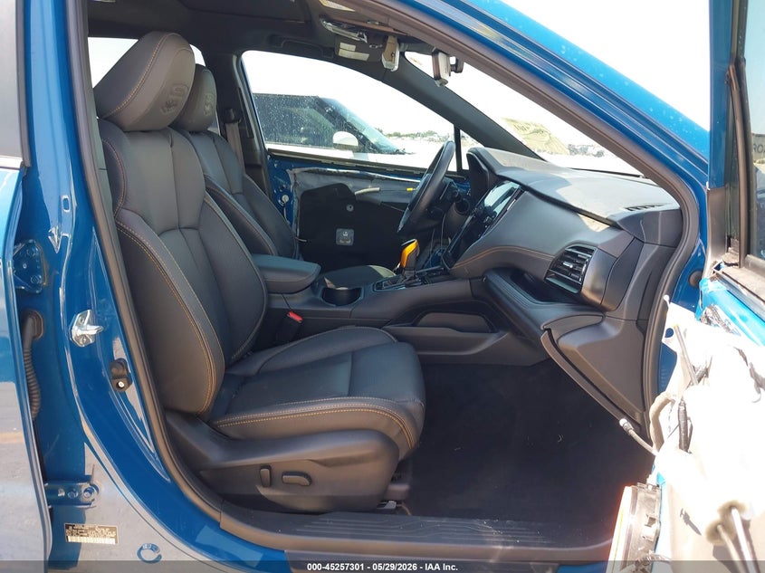 2024 Subaru Outback VIN 4S4BTGUD7R3207322 IAAI salvage auction — FRONT & REAR, Original (Texas), sold $11,000 on 2026-08-20 (photo 5)