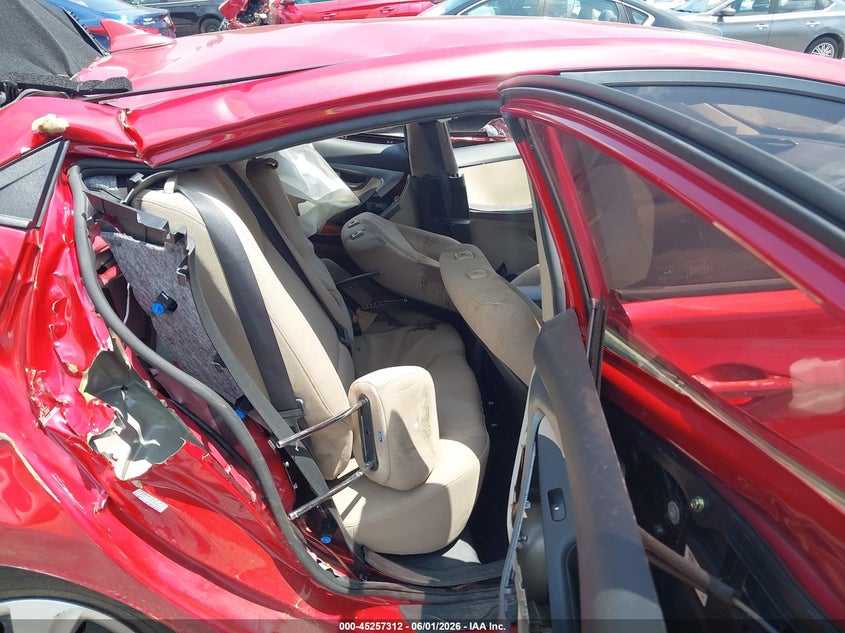 2016 Hyundai Elantra VIN KMHDH4AE4GU484944 IAAI salvage auction — FRONT & REAR, Salvage Title, sold $700 on 2026-07-08 (photo 8)