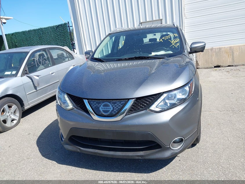 2018 Nissan Rogue VIN JN1BJ1CRXJW285684 IAAI salvage auction — NORMAL WEAR, Salvage Title, sold $2,600 on 2026-07-28 (photo 6)