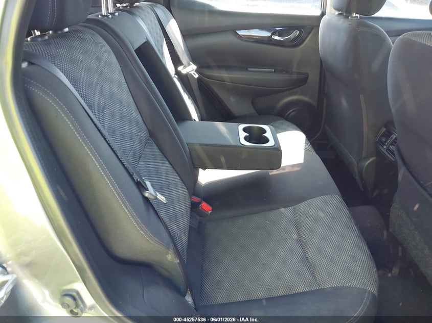 2018 Nissan Rogue VIN JN1BJ1CRXJW285684 IAAI salvage auction — NORMAL WEAR, Salvage Title, sold $2,600 on 2026-07-28 (photo 8)