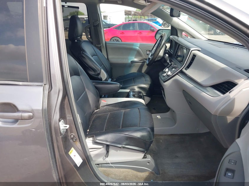 2015 Toyota Sienna VIN 5TDKK3DC6FS611861 IAAI salvage auction — REAR END, Salvage Title, sold $1,800 on 2026-07-08 (photo 5)