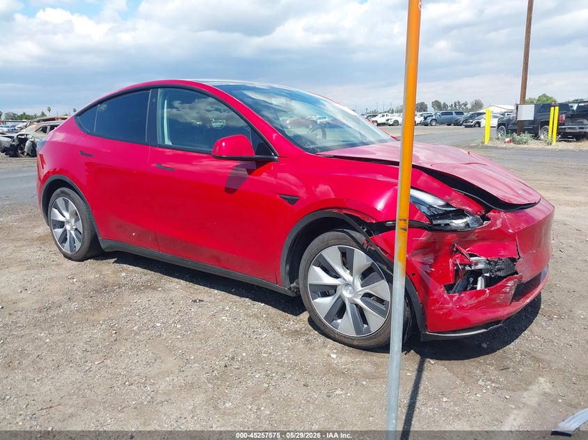 2021 Tesla Model y VIN 5YJYGDEE5MF277177 IAAI salvage auction — FRONT END, Salvage Title, sold $8,000 on 2026-07-10 (photo 1)