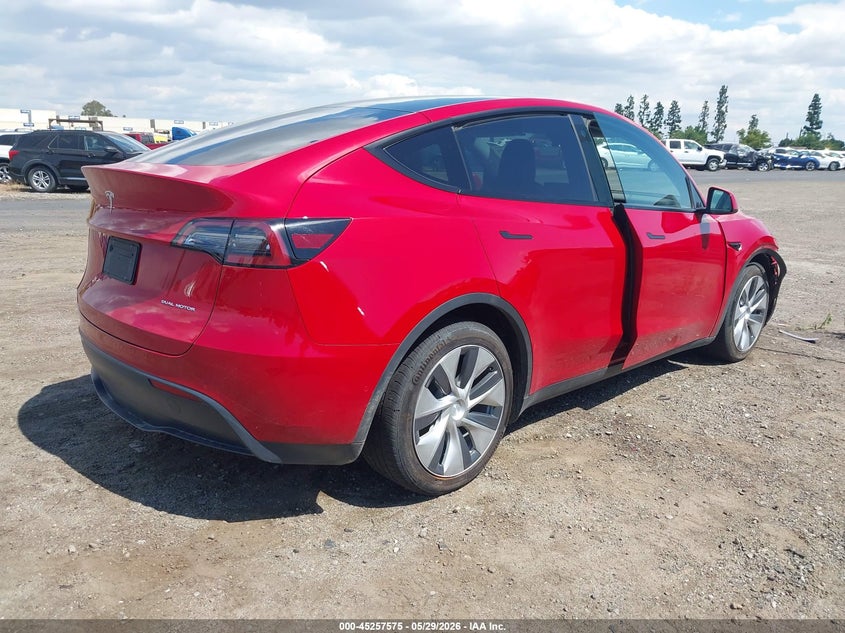 2021 Tesla Model y VIN 5YJYGDEE5MF277177 IAAI salvage auction — FRONT END, Salvage Title, sold $8,000 on 2026-07-10 (photo 4)