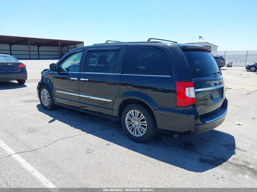 2016 Chrysler Town & country VIN 2C4RC1CGXGR207606 IAAI salvage auction — LEFT FRONT, Clear (Indiana), sold $975 on 2026-07-12 (photo 3)