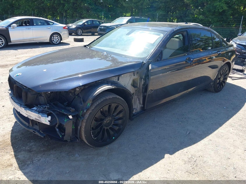 2014 BMW 7er VIN WBAYF4C59ED282099 IAAI salvage auction — FRONT END, Salvage Title, sold $2,350 on 2026-07-08 (photo 2)
