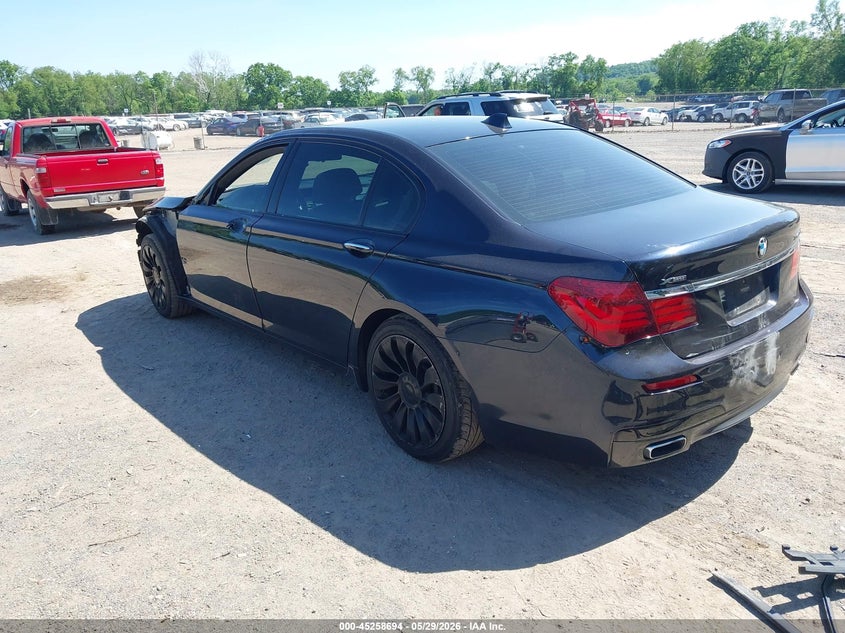 2014 BMW 7er VIN WBAYF4C59ED282099 IAAI salvage auction — FRONT END, Salvage Title, sold $2,350 on 2026-07-08 (photo 3)