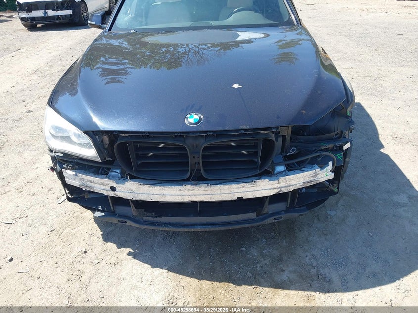 2014 BMW 7er VIN WBAYF4C59ED282099 IAAI salvage auction — FRONT END, Salvage Title, sold $2,350 on 2026-07-08 (photo 6)