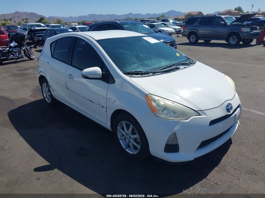 2013 Toyota Prius c VIN JTDKDTB37D1042509 IAAI salvage auction — RIGHT SIDE, Salvage Title, sold $1,900 on 2026-07-07 (photo 1)
