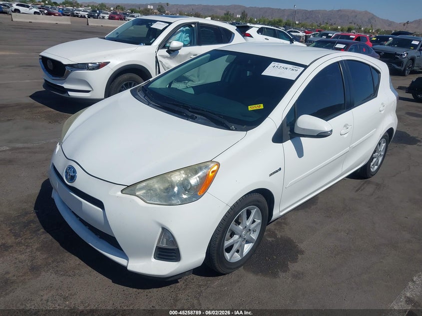 2013 Toyota Prius c VIN JTDKDTB37D1042509 IAAI salvage auction — RIGHT SIDE, Salvage Title, sold $1,900 on 2026-07-07 (photo 2)