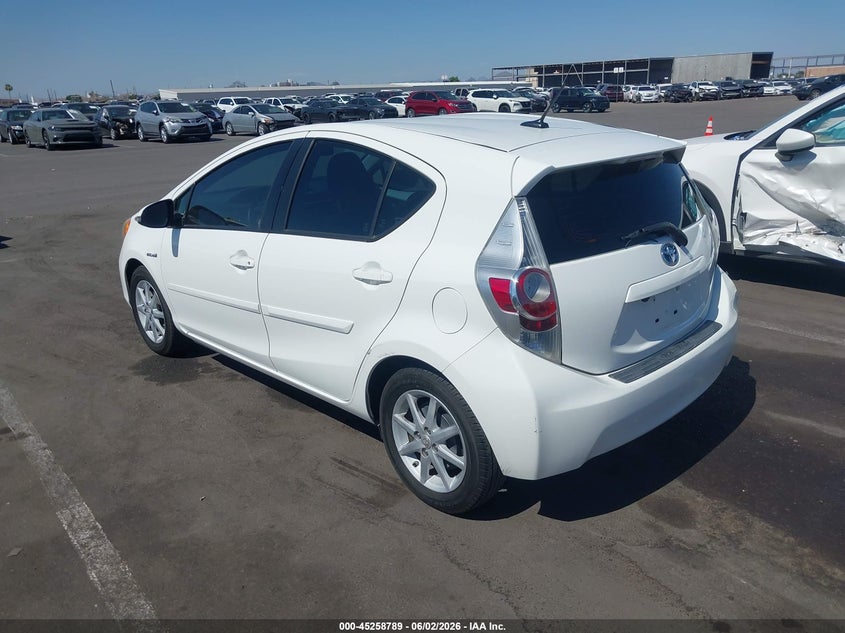 2013 Toyota Prius c VIN JTDKDTB37D1042509 IAAI salvage auction — RIGHT SIDE, Salvage Title, sold $1,900 on 2026-07-07 (photo 3)