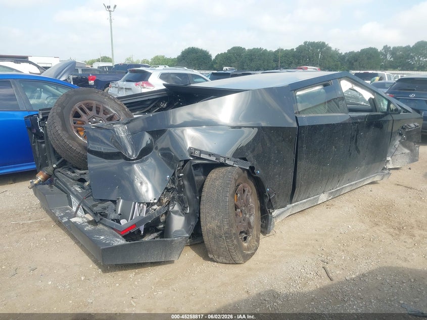 2025 Tesla Cybertruck VIN 7G2CEHED4SA076067 IAAI salvage auction — ALL OVER, Salvage Title, sold $3,550 on 2026-07-21 (photo 4)
