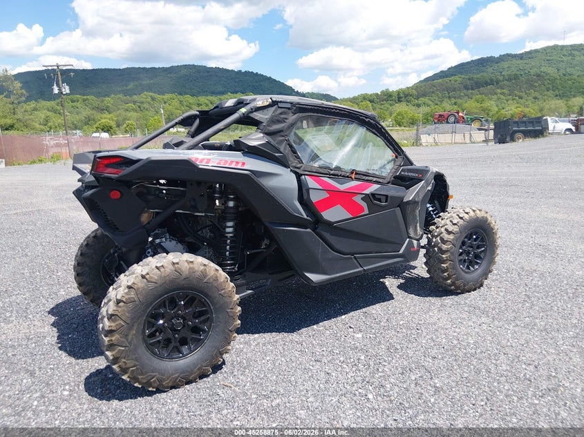 2026 Can-am/ brp Maverick VIN 3JBVBAY47TE000170 IAAI salvage auction — ROLLOVER, Salvage (Pennsylvania), sold $15,850 on 2026-08-11 (photo 4)