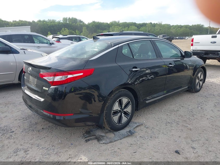 2013 Kia Optima VIN KNAGM4AD6D5058681 IAAI salvage auction — NORMAL WEAR, Original (Ohio), sold $300 on 2026-07-08 (photo 4)
