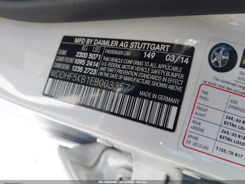 2014 Mercedes-benz E-class VIN WDDHF5KB1EB003357 IAAI salvage auction — RIGHT SIDE, Salvage (California), sold $1,400 on 2026-07-13 (photo 9)