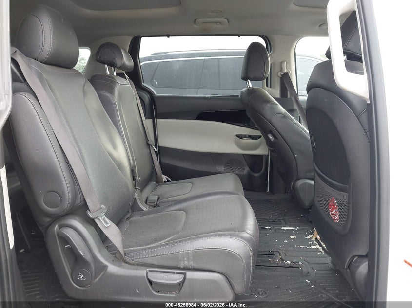 2023 Kia Carnival VIN KNDNE5H36P6210239 IAAI salvage auction — WATER/FLOOD, Salvage Title, sold $8,550 on 2026-07-14 (photo 8)