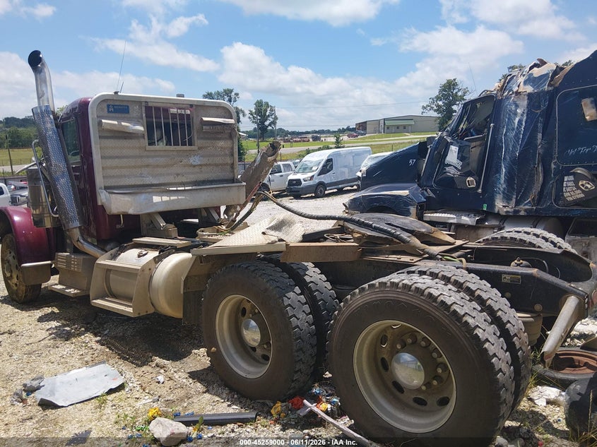 2020 Peterbilt 389 VIN 2XPXD40X8LM667444 IAAI salvage auction — ROLLOVER, Salvage (Arkansas), sold $16,050 on 2026-07-15 (photo 3)
