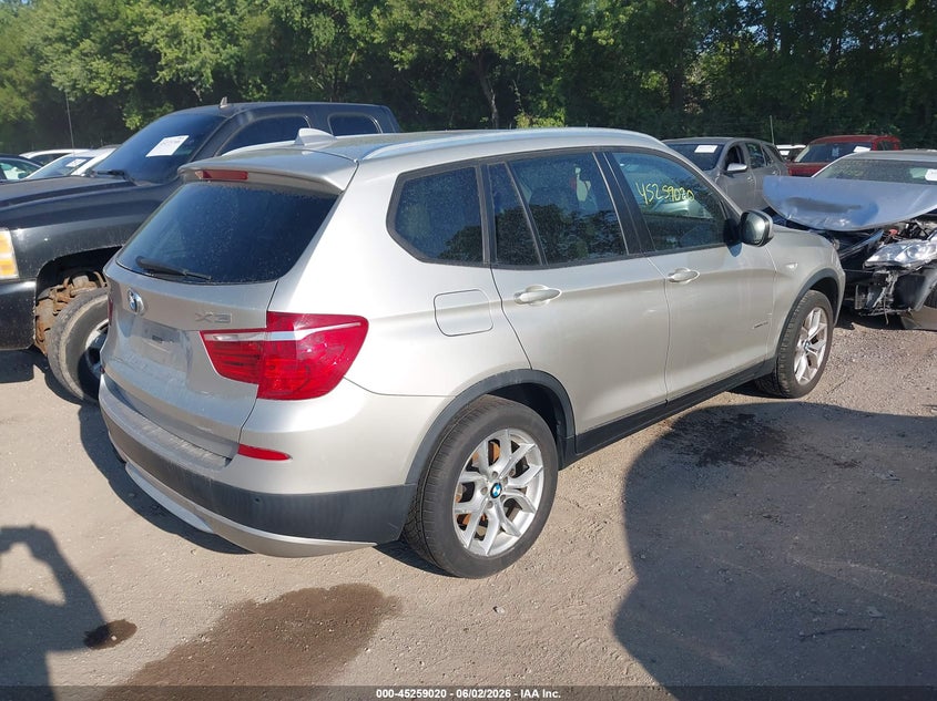 2013 BMW X3 VIN 5UXWX9C5XD0A31815 IAAI salvage auction — NORMAL WEAR, Clear (Indiana), sold $799 on 2026-07-08 (photo 4)