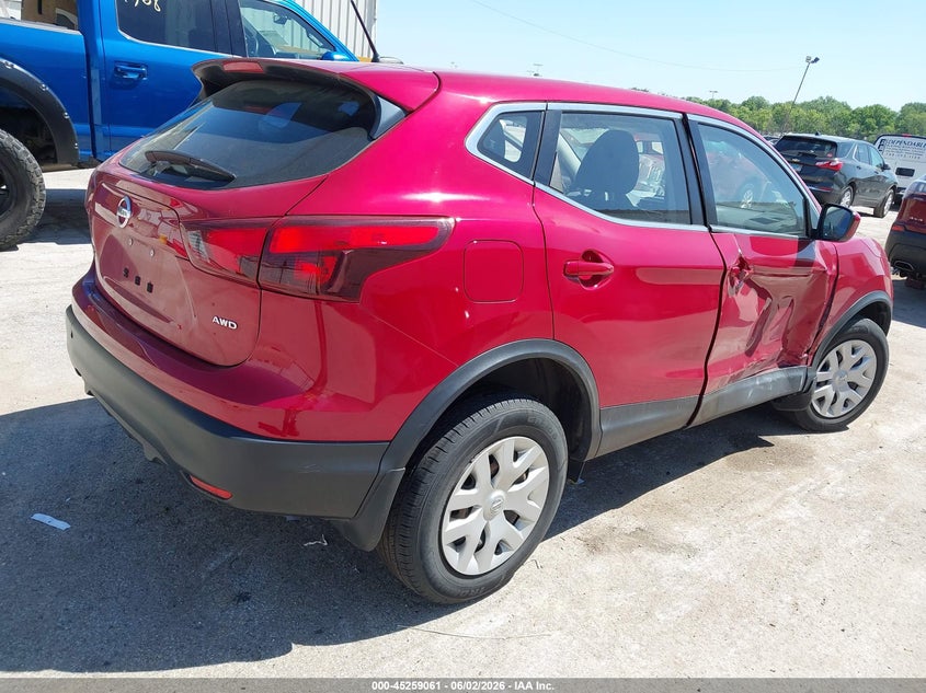 2017 Nissan Rogue VIN JN1BJ1CR6HW105403 IAAI salvage auction — RIGHT SIDE, Salvage (Illinois), sold $2,800 on 2026-07-28 (photo 4)