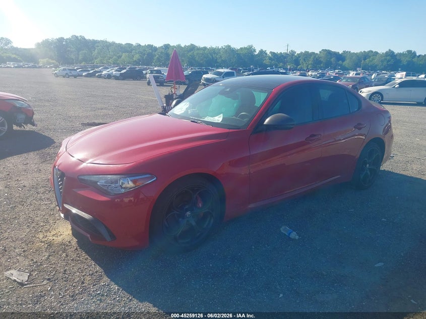 2017 Alfa romeo Giulia VIN ZARFAEEN2H7537437 IAAI salvage auction — RIGHT FRONT, Salvage Title, sold $2,500 on 2026-07-13 (photo 2)