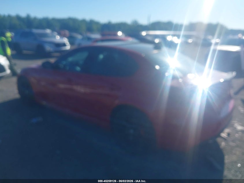 2017 Alfa romeo Giulia VIN ZARFAEEN2H7537437 IAAI salvage auction — RIGHT FRONT, Salvage Title, sold $2,500 on 2026-07-13 (photo 3)