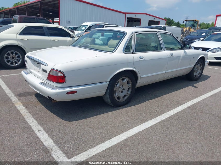 2003 Jaguar Xj series VIN SAJDA14C33LF58666 IAAI salvage auction — FRONT END, Clear (Tennessee), sold $450 on 2026-07-07 (photo 4)