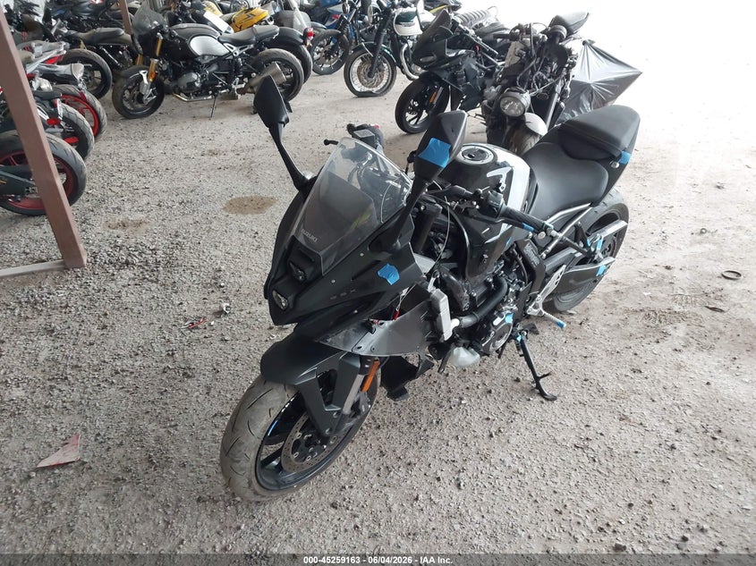 2025 Suzuki Gsx VIN JS1EM13B4S7100488 IAAI salvage auction — LEFT FRONT, Salvage Title, sold $2,075 on 2026-07-14 (photo 2)
